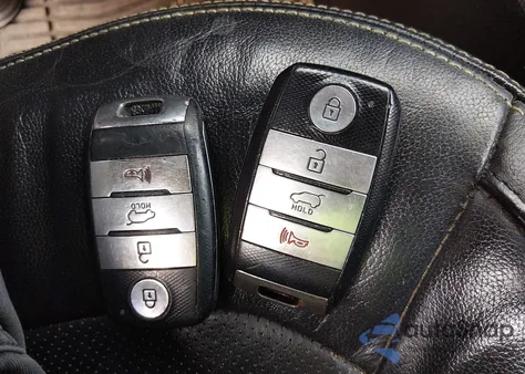 2015 Kia Soul + from USA, damaged, VIN KNDJP3A5XF7136132